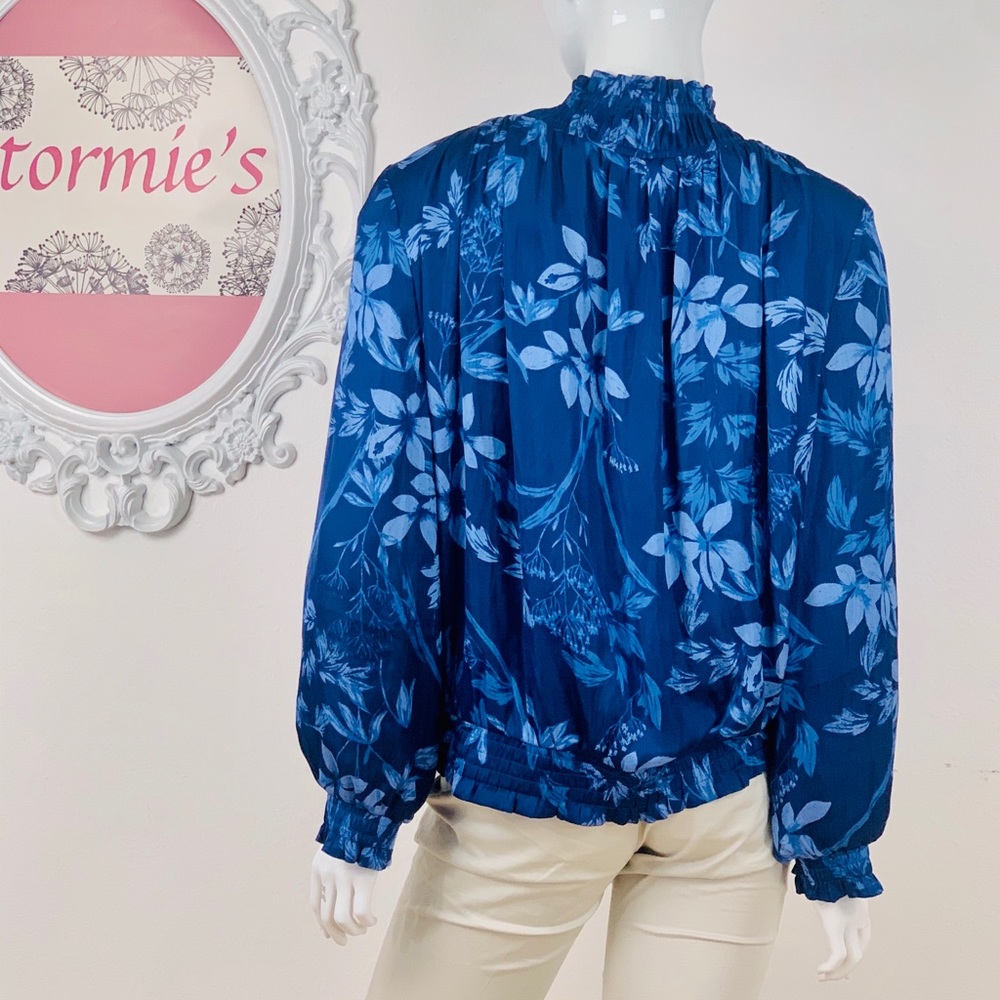 Reversible Floral Bomber Style Light Weight Jacket - Picture 8 of 8